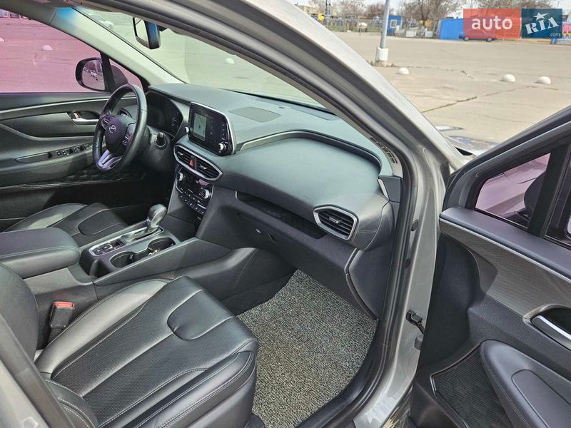 Внедорожник / Кроссовер Hyundai Santa FE 2018 в Днепре