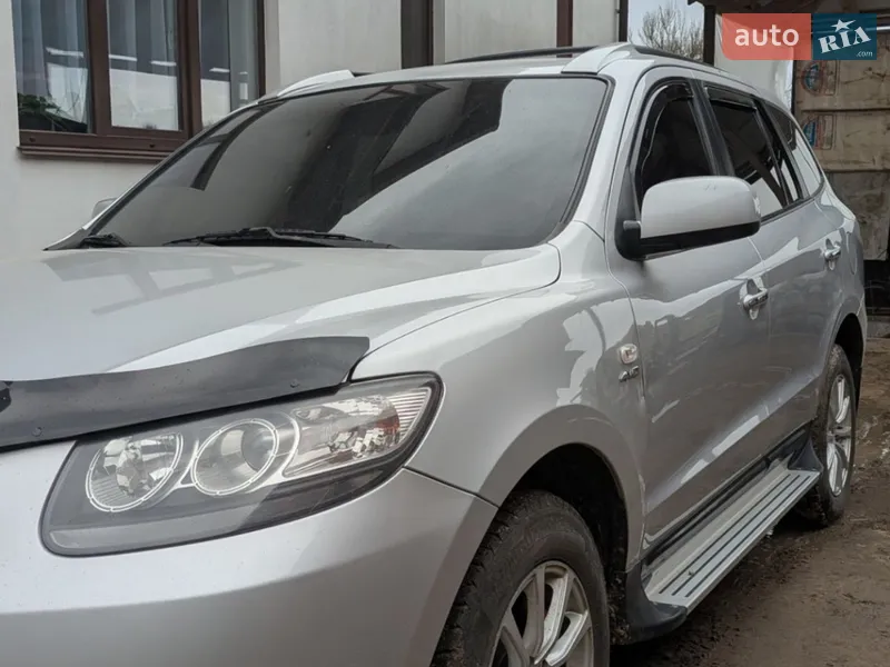 Hyundai Santa FE
