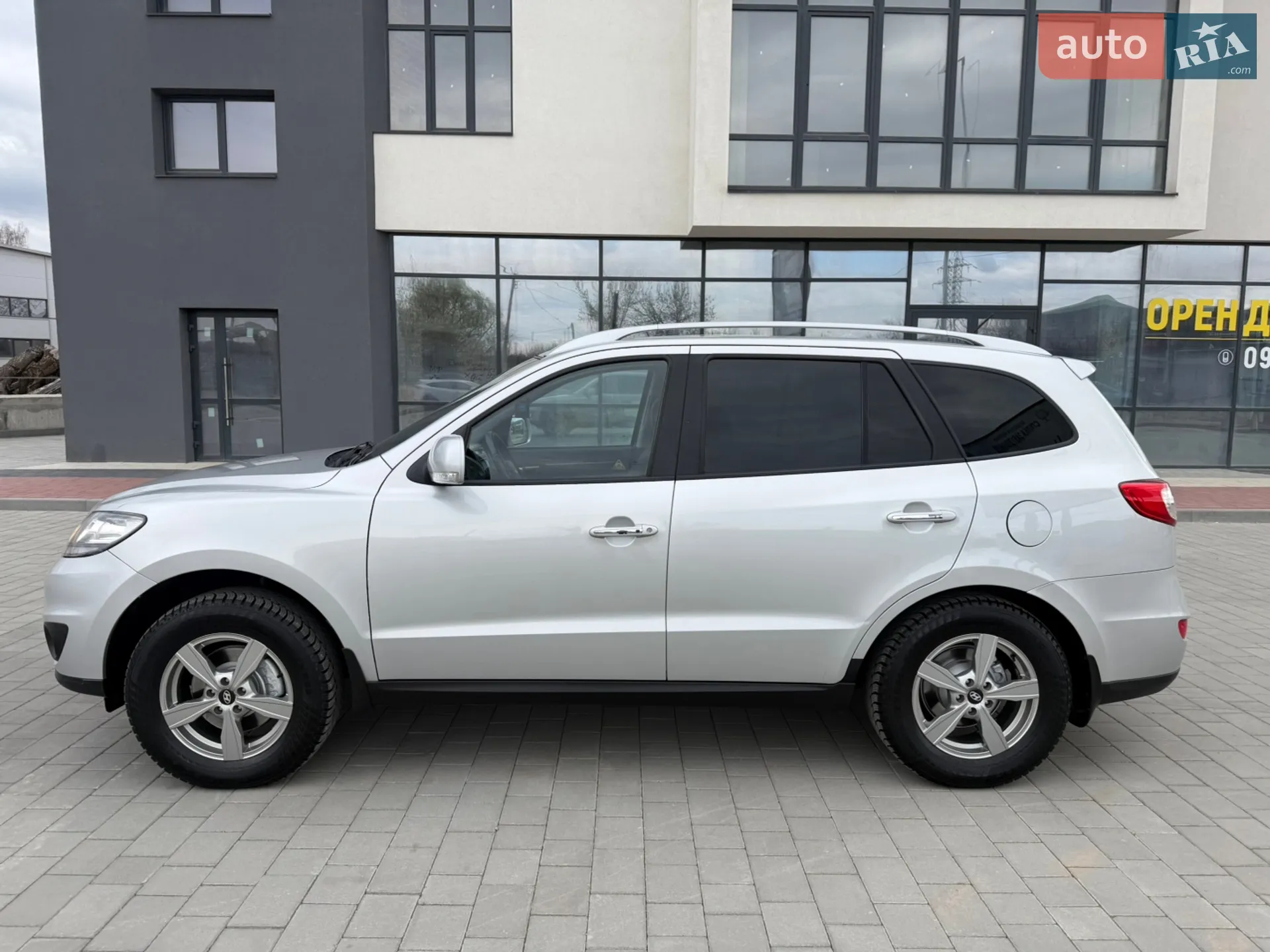 2011 Hyundai Santa Fe - мініатюра 5