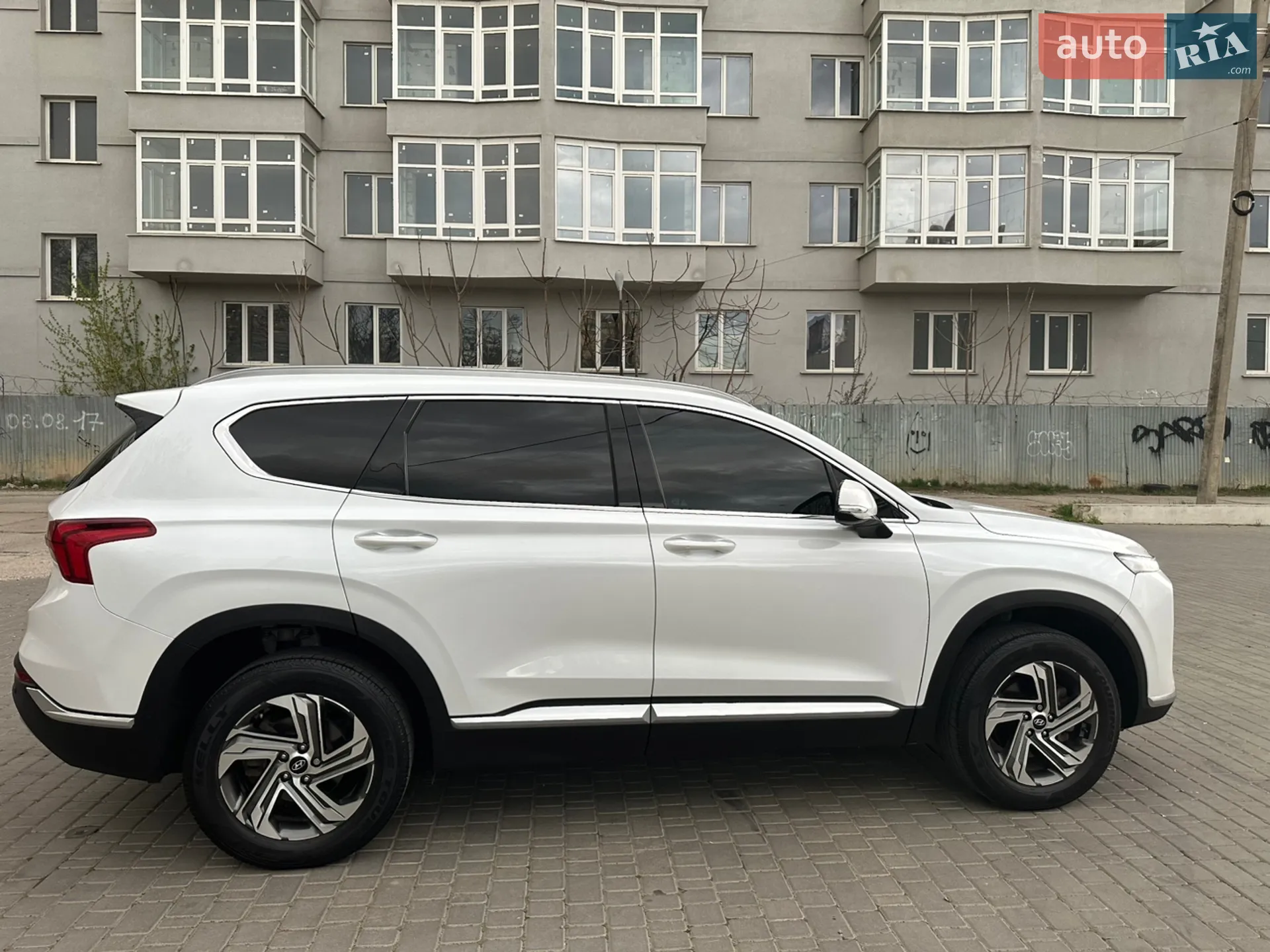2021 Hyundai Santa Fe - мініатюра 8