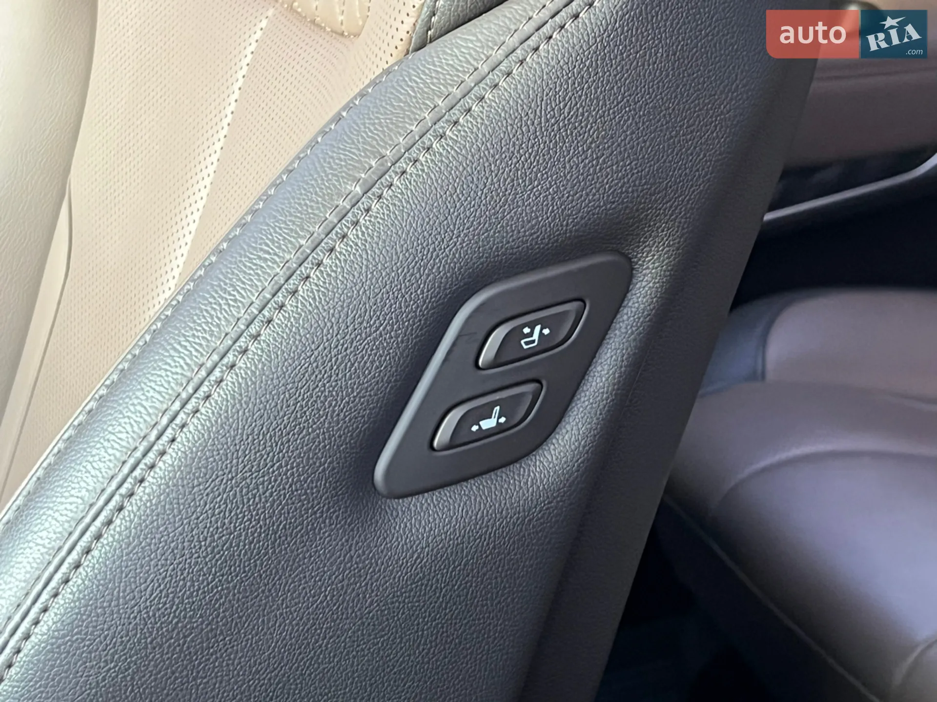 2018 Hyundai Santa Fe - мініатюра 24