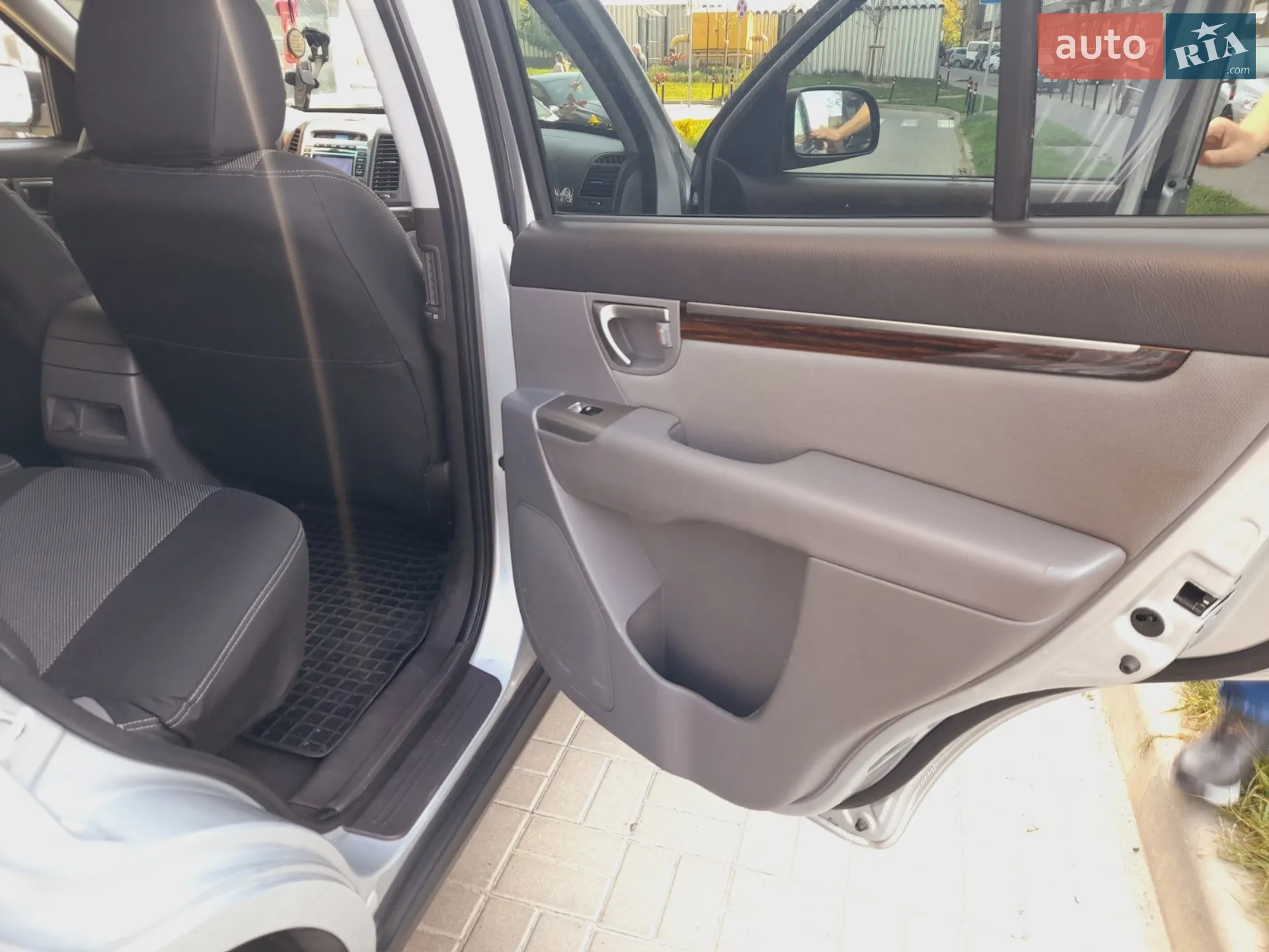 2010 Hyundai Santa Fe - мініатюра 12