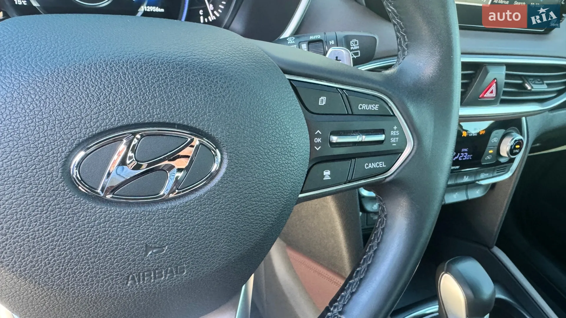 2019 Hyundai Santa Fe - мініатюра 31