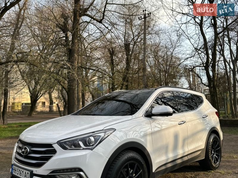 Позашляховик / Кросовер Hyundai Santa FE 2017 в Одесі