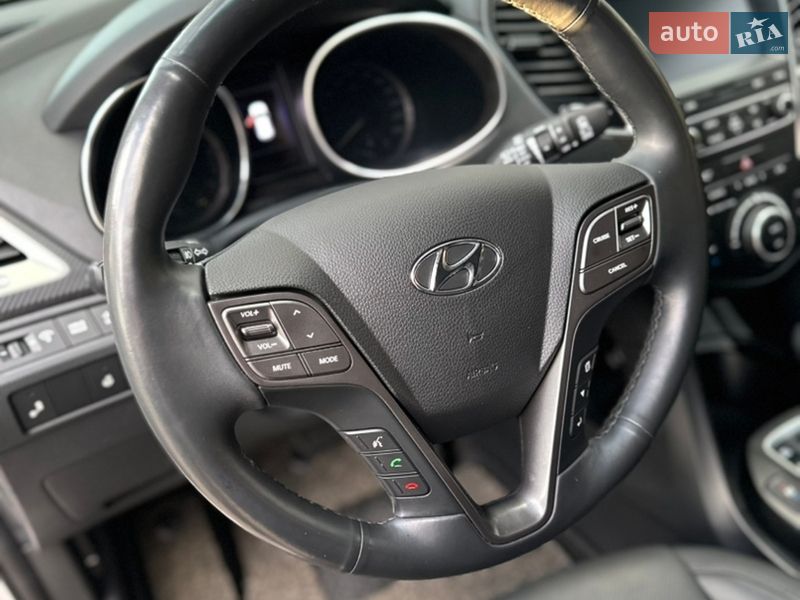 Позашляховик / Кросовер Hyundai Santa FE 2017 в Одесі