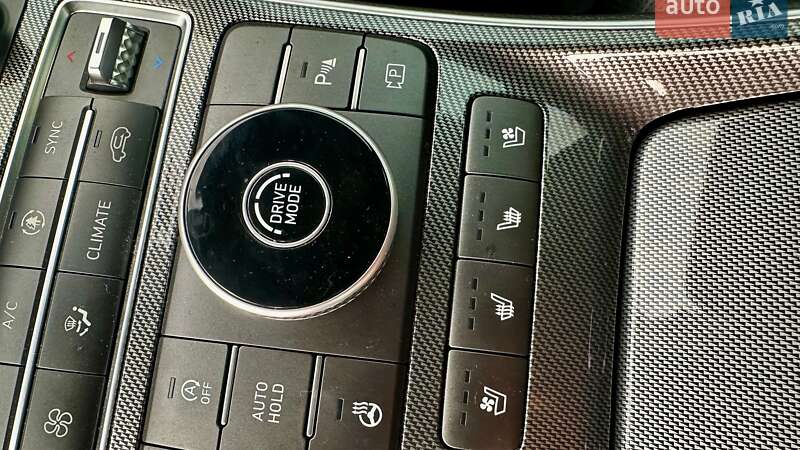 Внедорожник / Кроссовер Hyundai Santa FE 2020 в Киеве