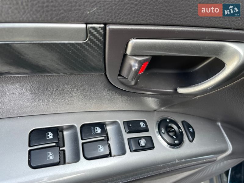 Внедорожник / Кроссовер Hyundai Santa FE 2010 в Хмельницком фото 14 Внедорожник / Кроссовер Hyundai Santa FE 2010 в Хмельницком