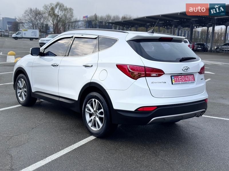 Позашляховик / Кросовер Hyundai Santa FE 2013 в Києві