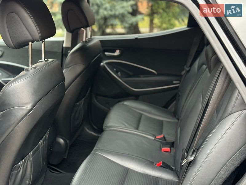 Позашляховик / Кросовер Hyundai Santa FE 2014 в Рівному