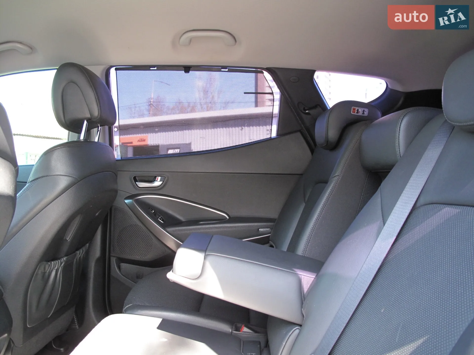 2016 Hyundai Santa Fe - мініатюра 27