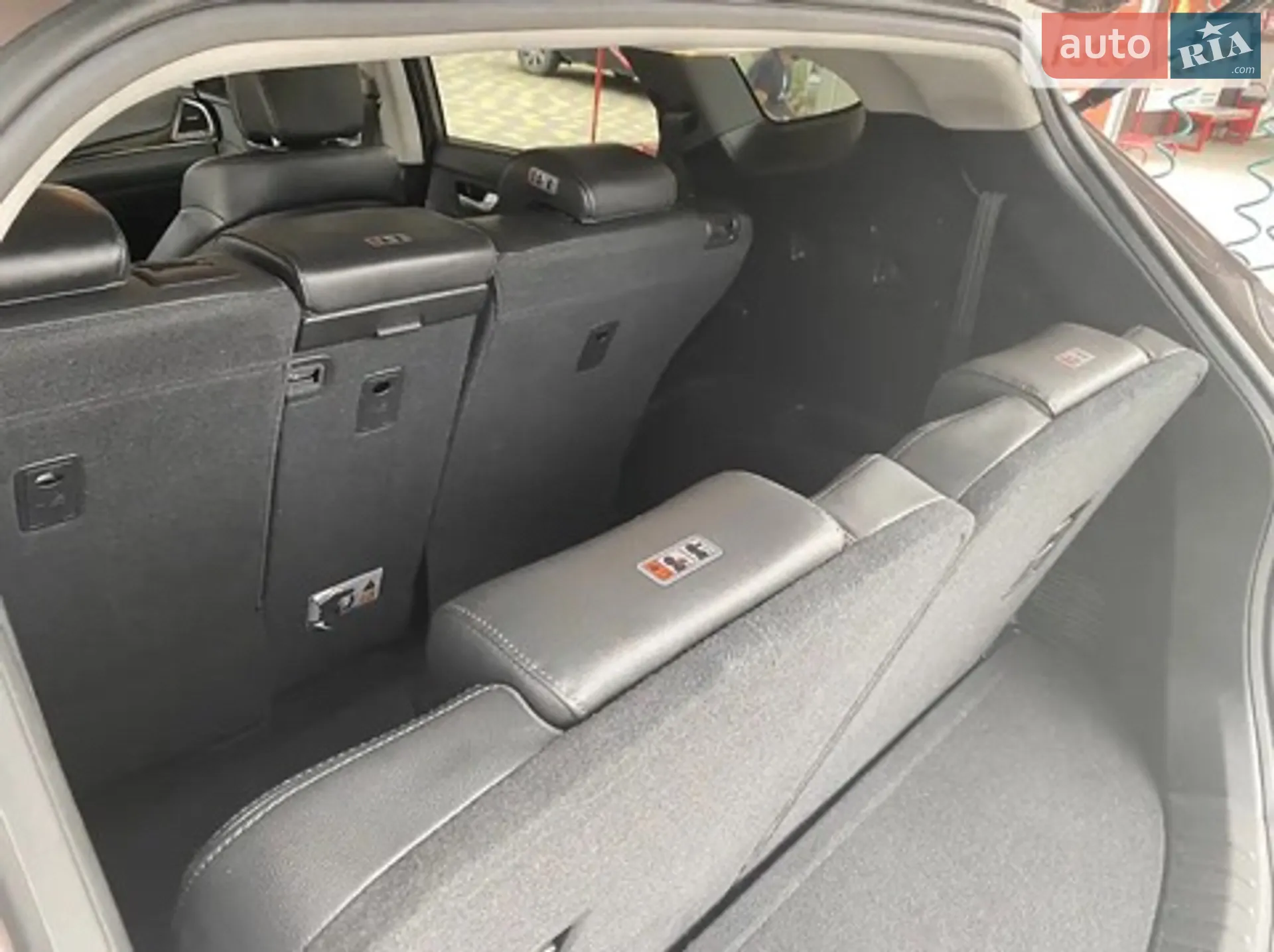 2012 Hyundai Santa Fe - мініатюра 25