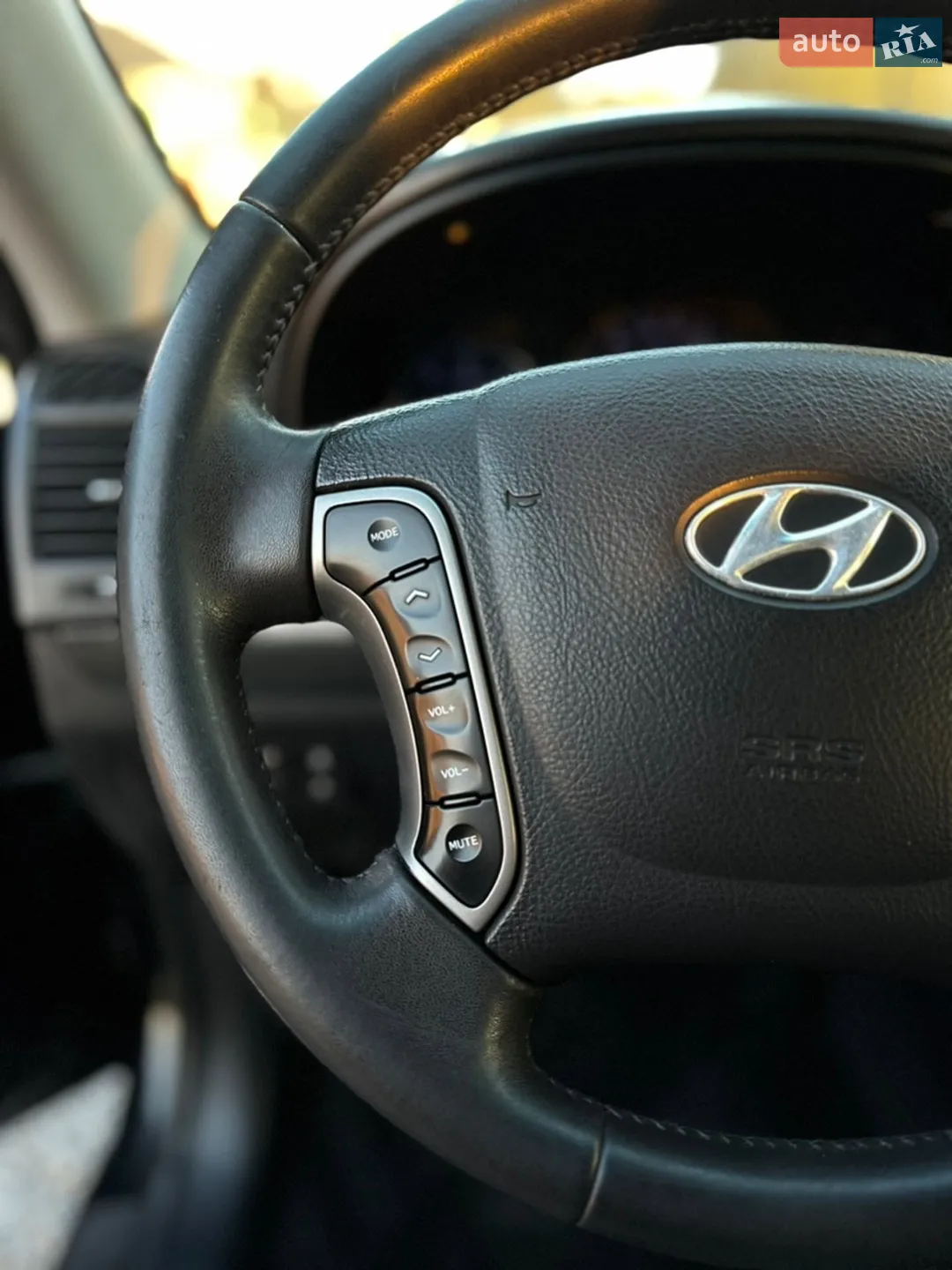 2010 Hyundai Santa Fe - мініатюра 30