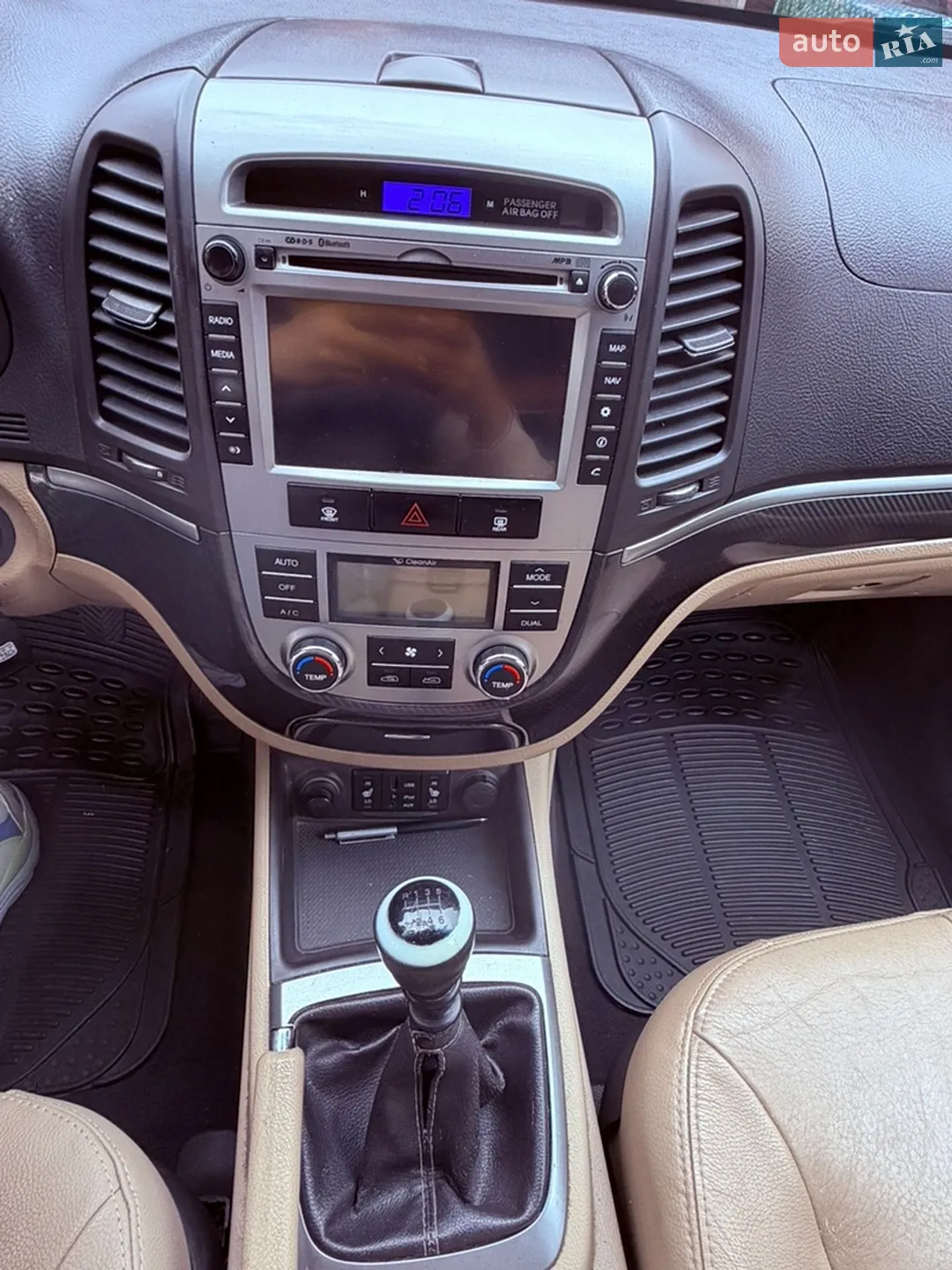 2011 Hyundai Santa Fe - мініатюра 17