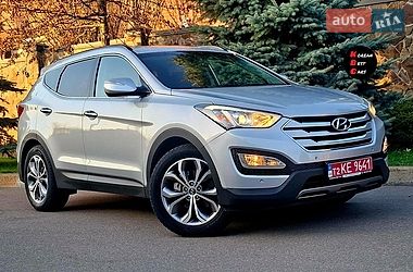 Внедорожник / Кроссовер Hyundai Santa FE 2013 в Киеве