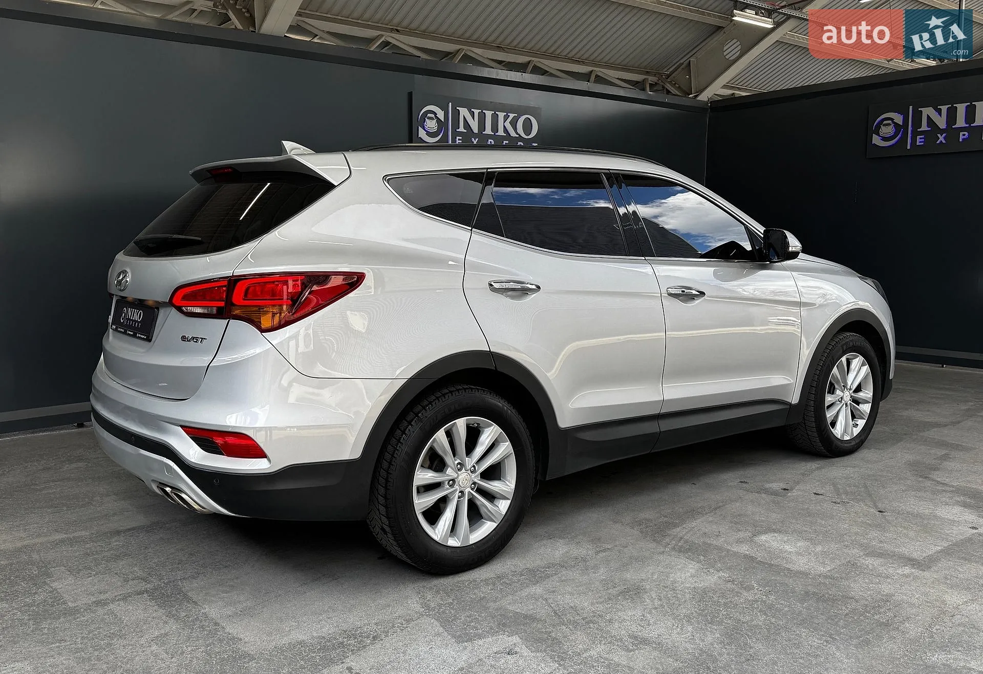 2016 Hyundai Santa Fe - мініатюра 16