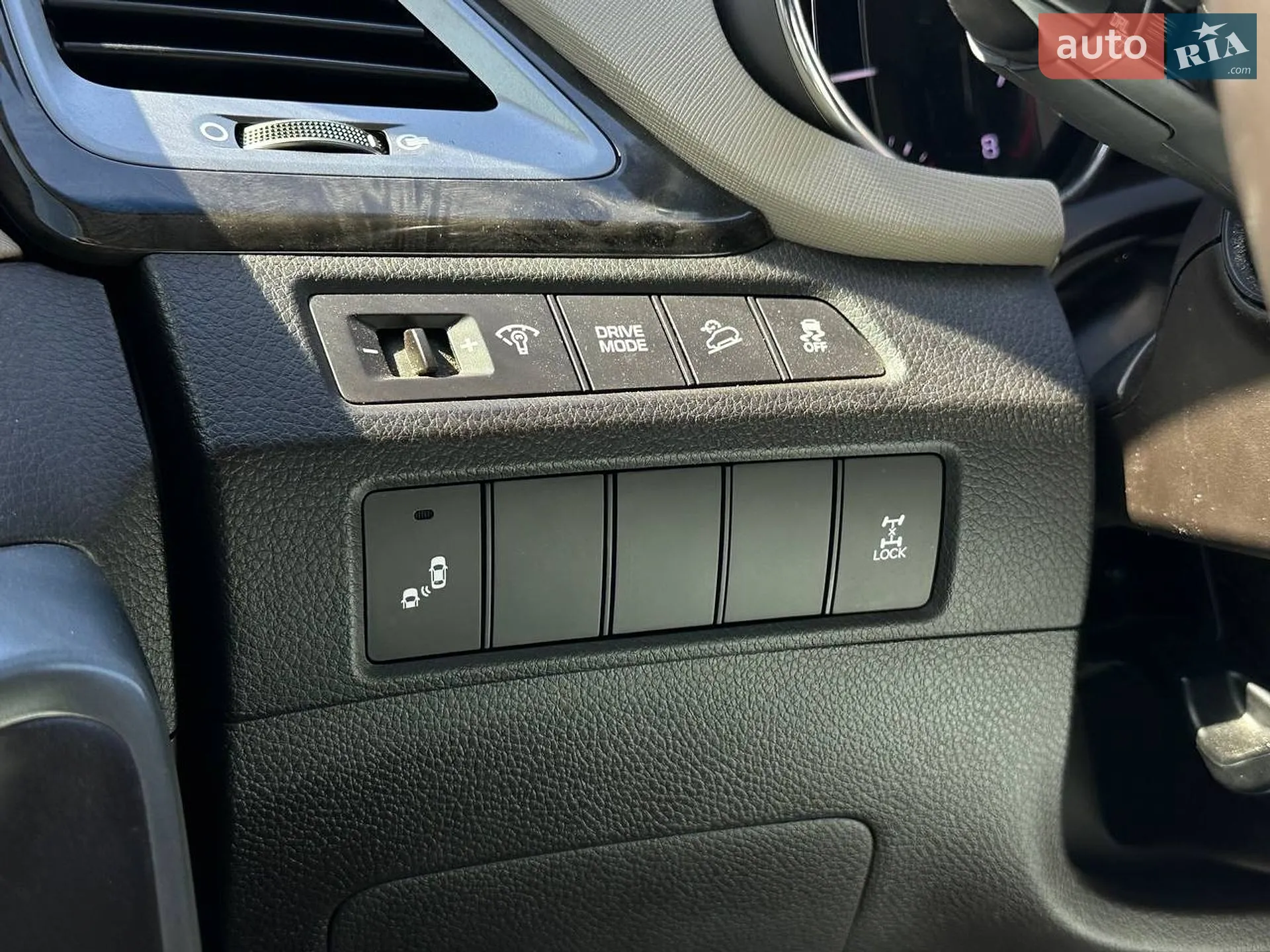 2016 Hyundai Santa Fe - мініатюра 15