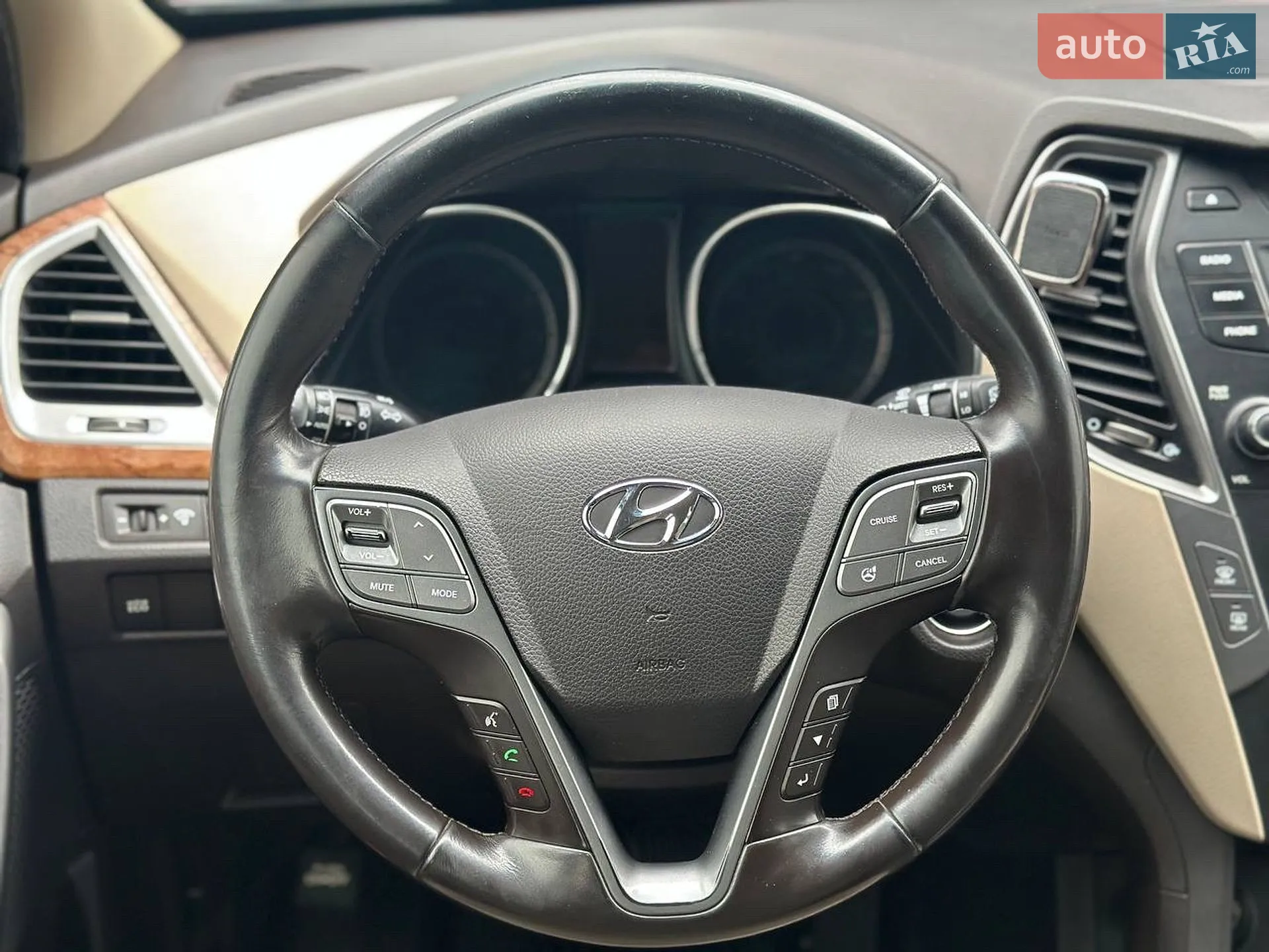 2013 Hyundai Santa Fe - мініатюра 22