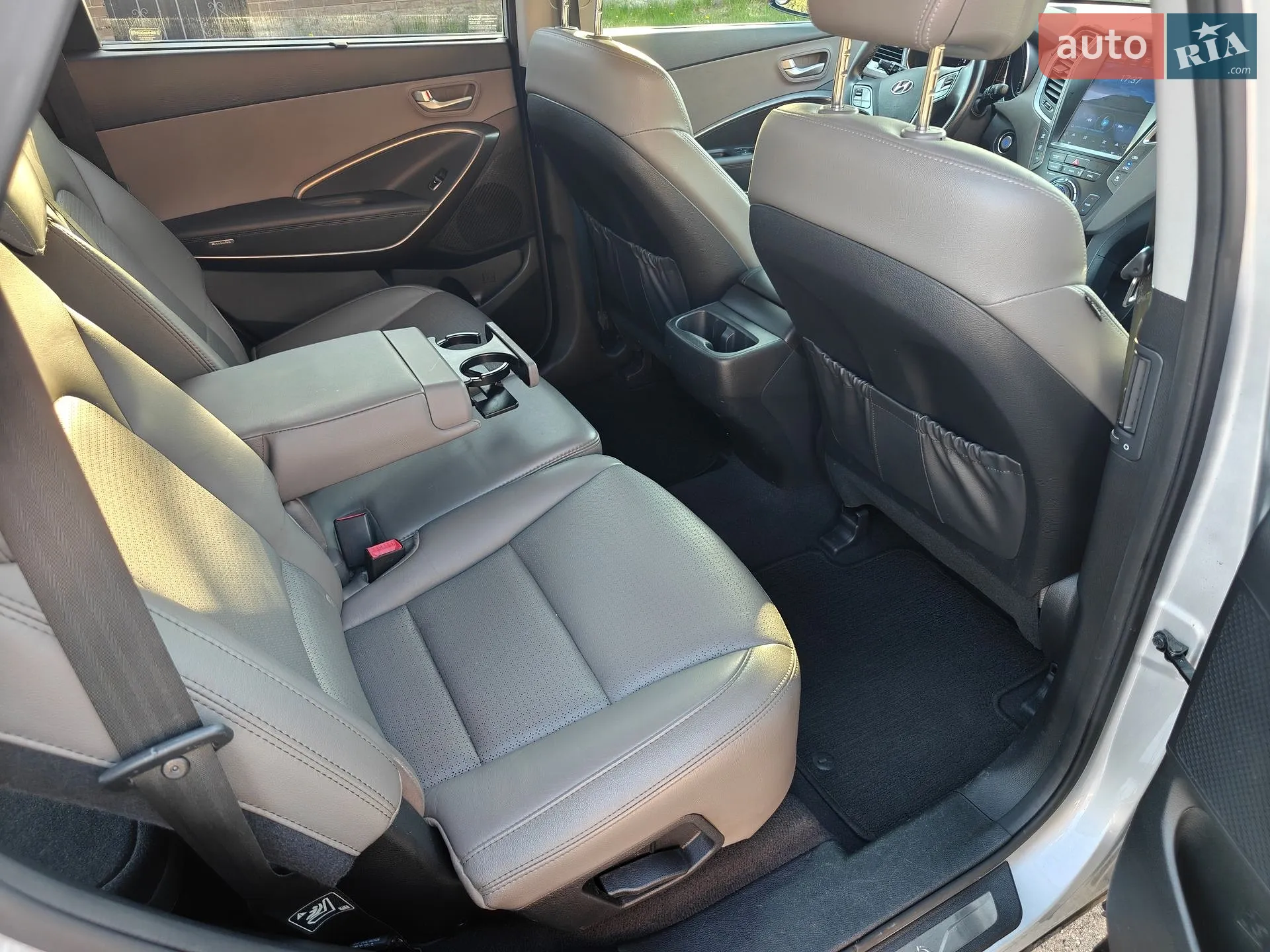 2016 Hyundai Santa Fe - мініатюра 26