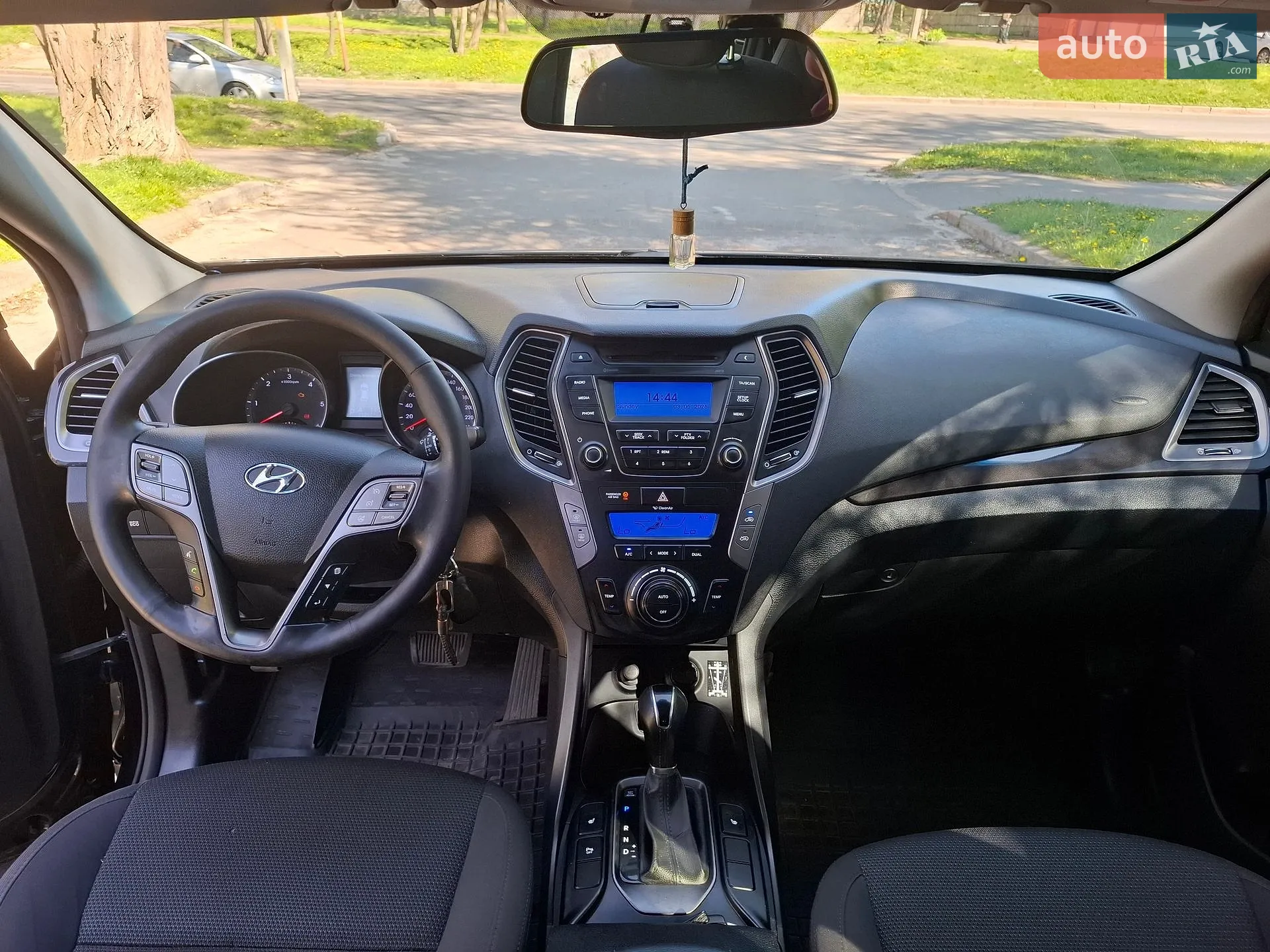 2014 Hyundai Santa Fe - мініатюра 17