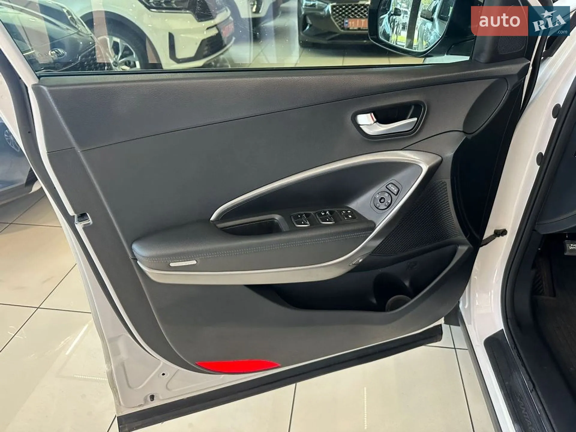 2016 Hyundai Santa Fe - мініатюра 11