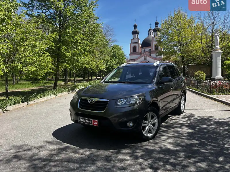 Hyundai Santa FE