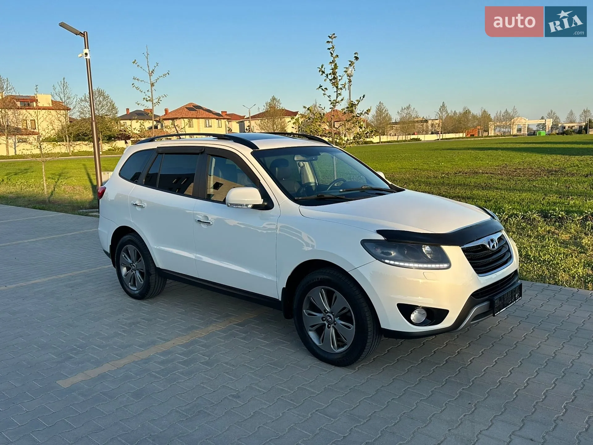 2012 Hyundai Santa Fe - мініатюра 2