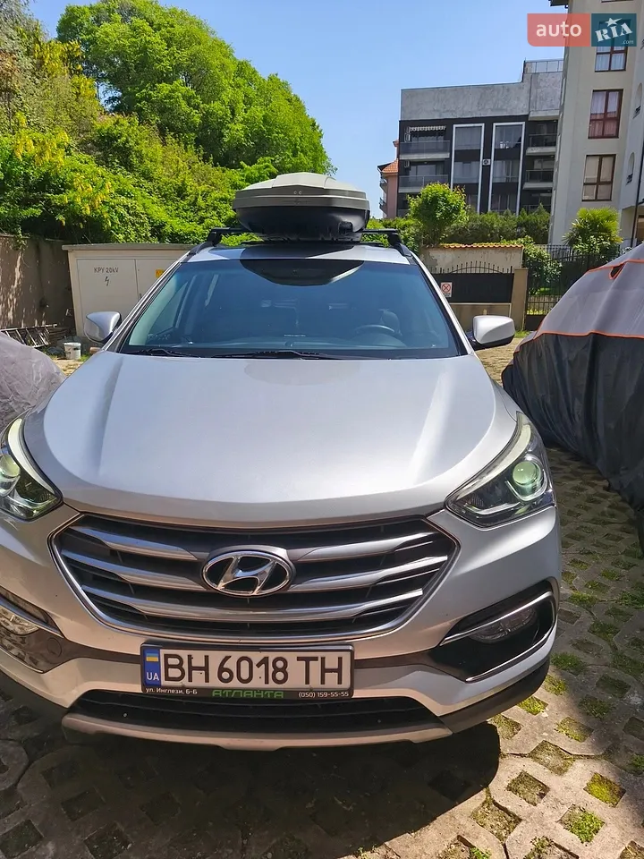 2017 Hyundai Santa Fe - мініатюра 16