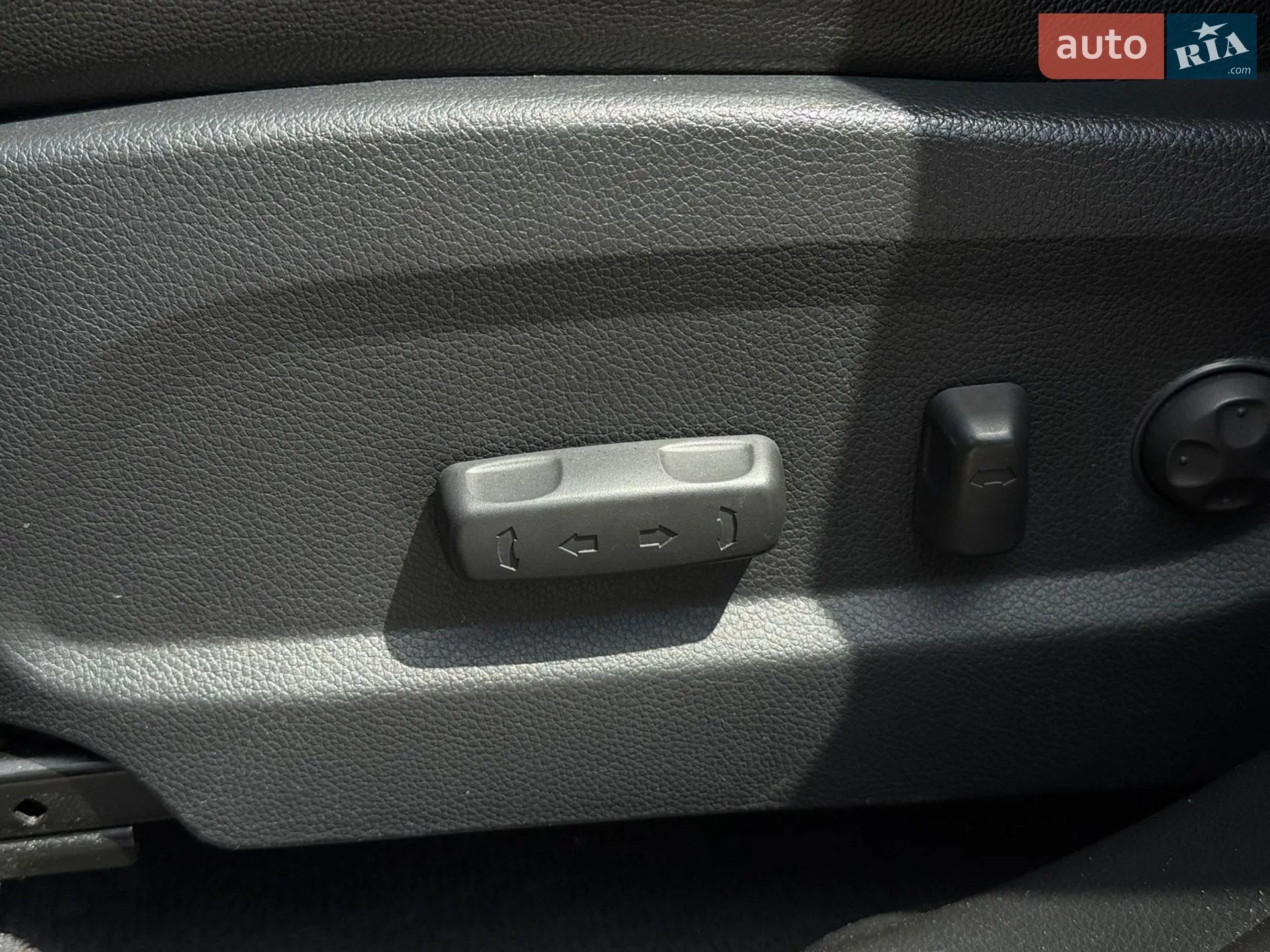 2014 Hyundai Santa Fe - мініатюра 21