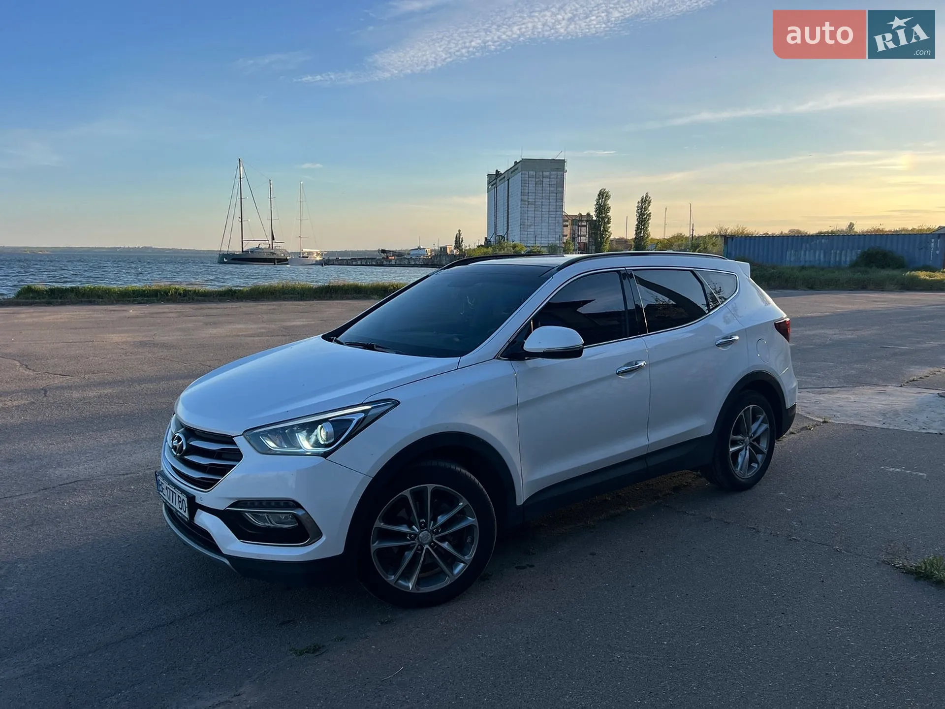 2015 Hyundai Santa Fe - мініатюра 16