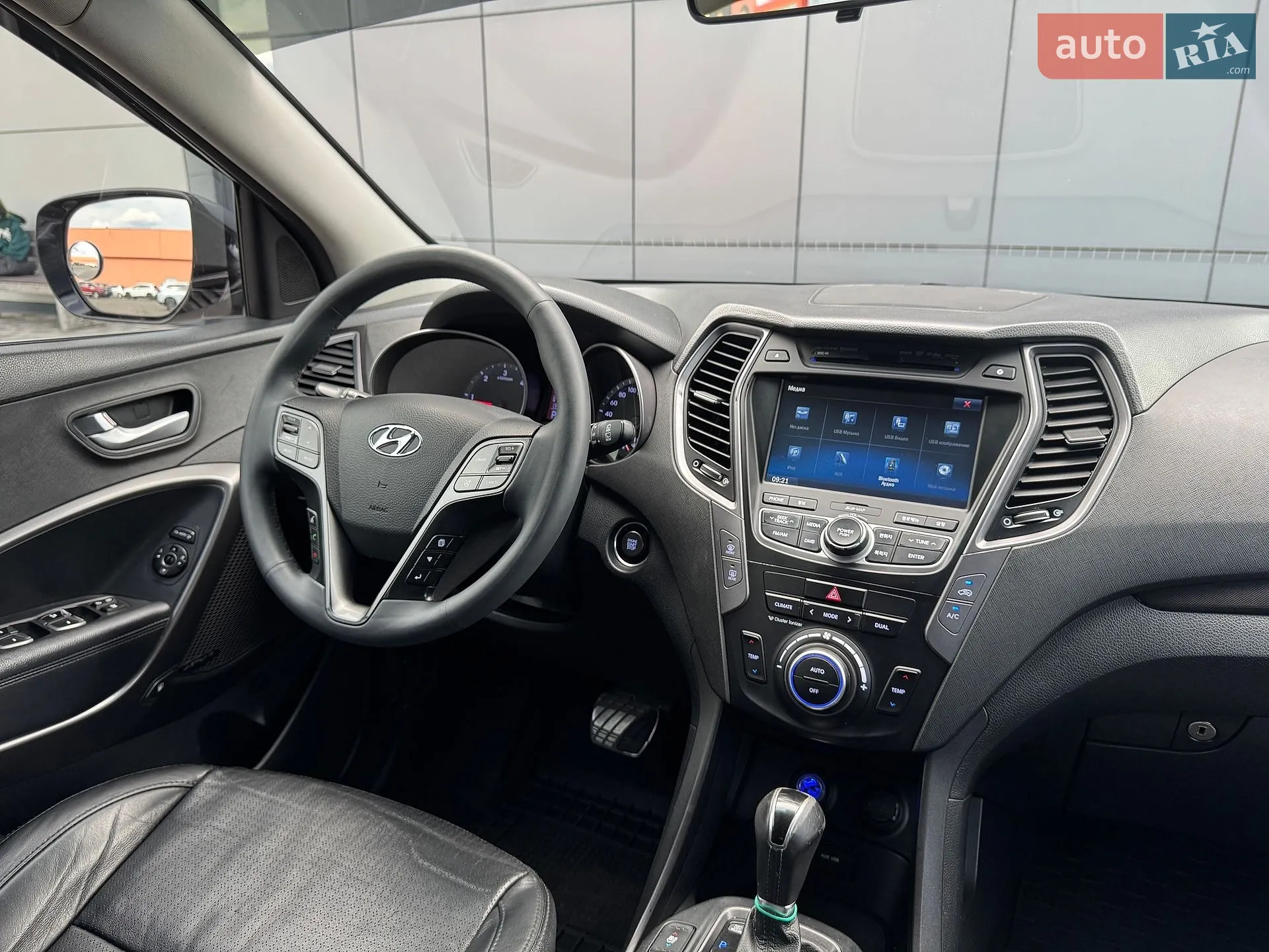 2012 Hyundai Santa Fe - мініатюра 15