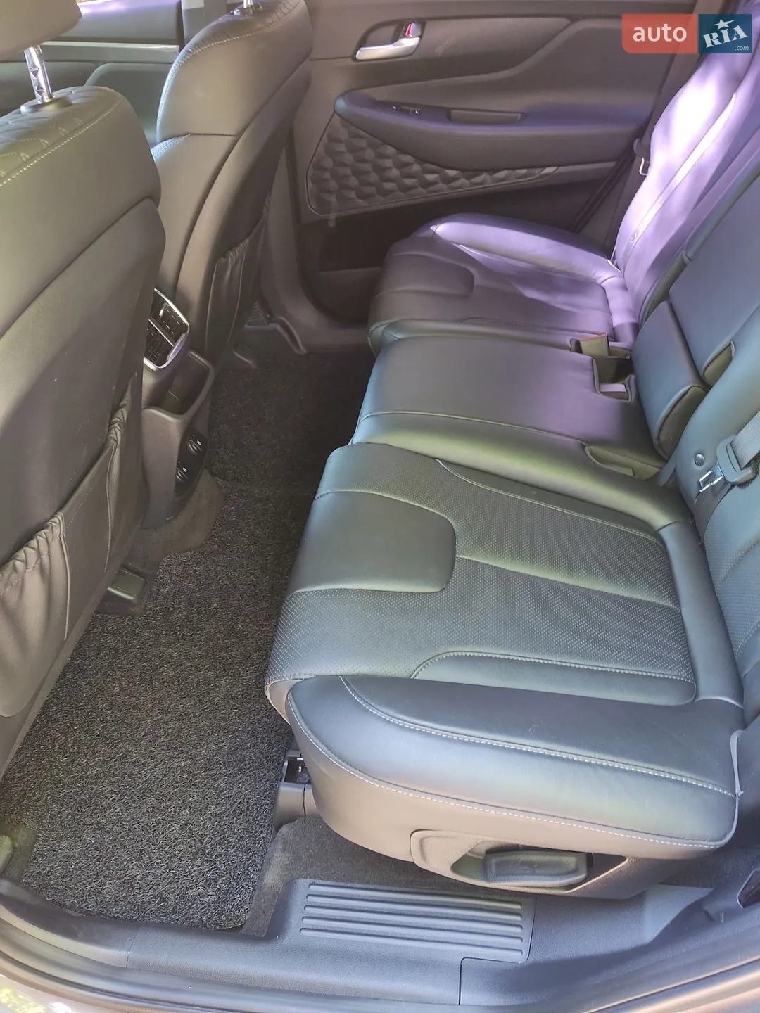 2019 Hyundai Santa Fe - мініатюра 18