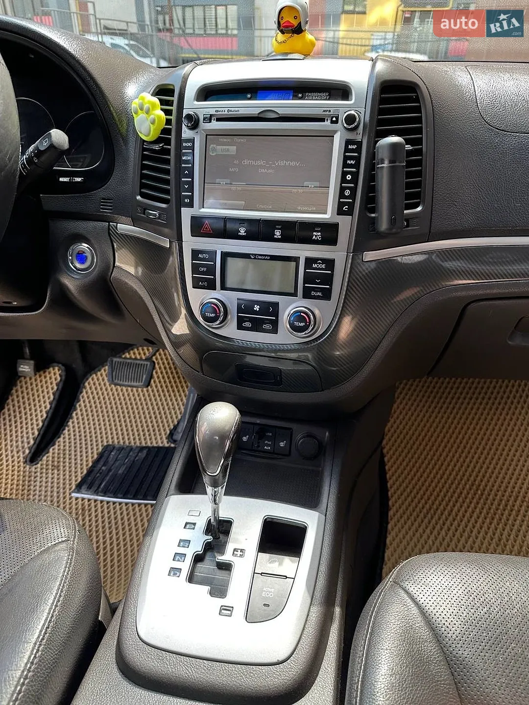 2011 Hyundai Santa Fe - мініатюра 8