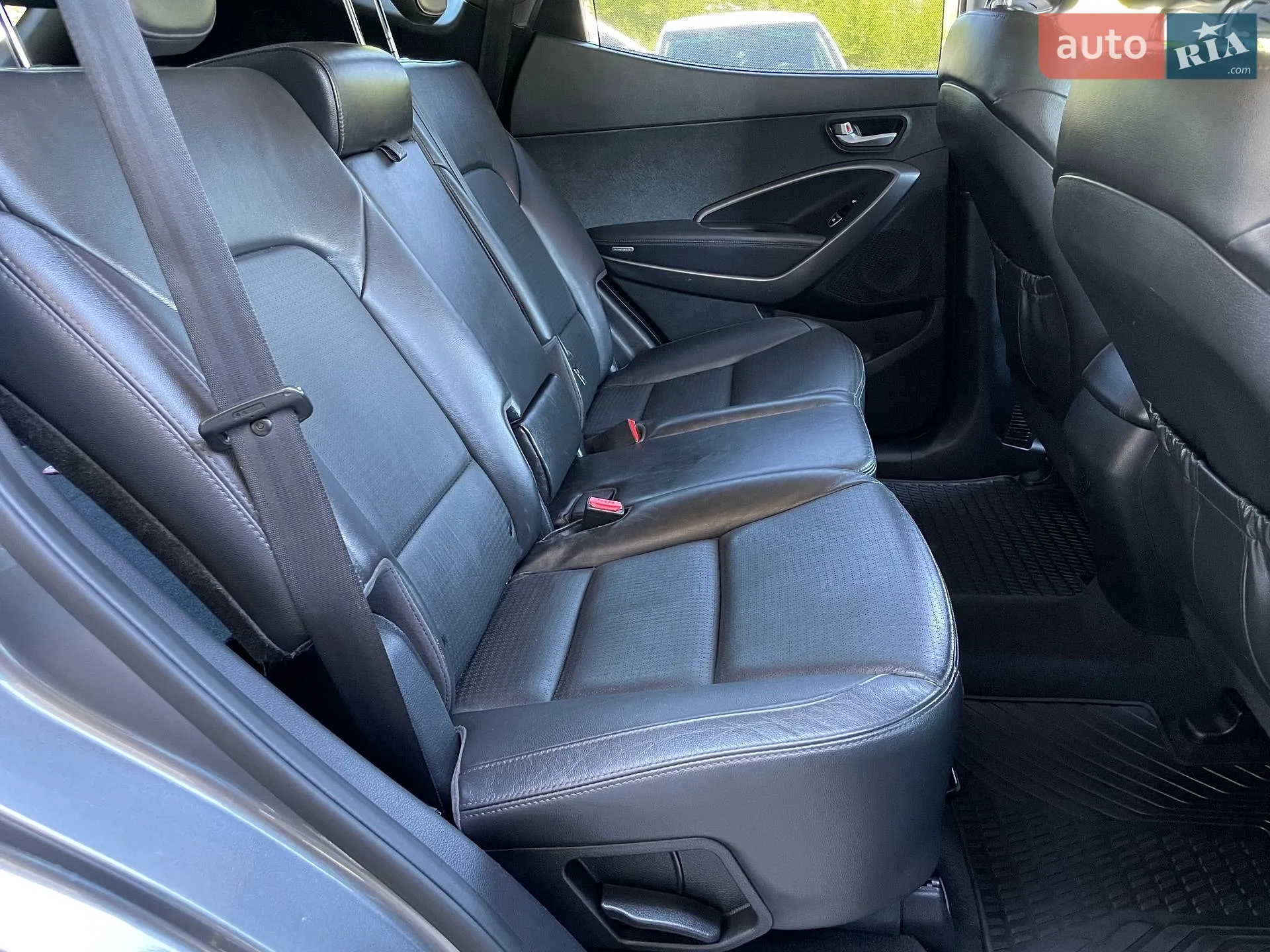 2013 Hyundai Santa Fe - мініатюра 32