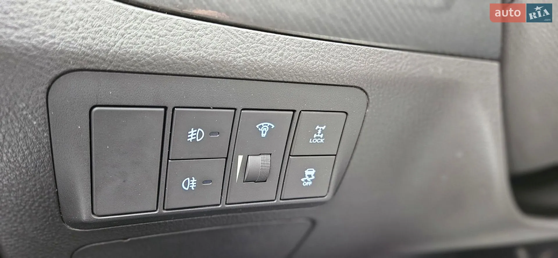 2011 Hyundai Santa Fe - мініатюра 108