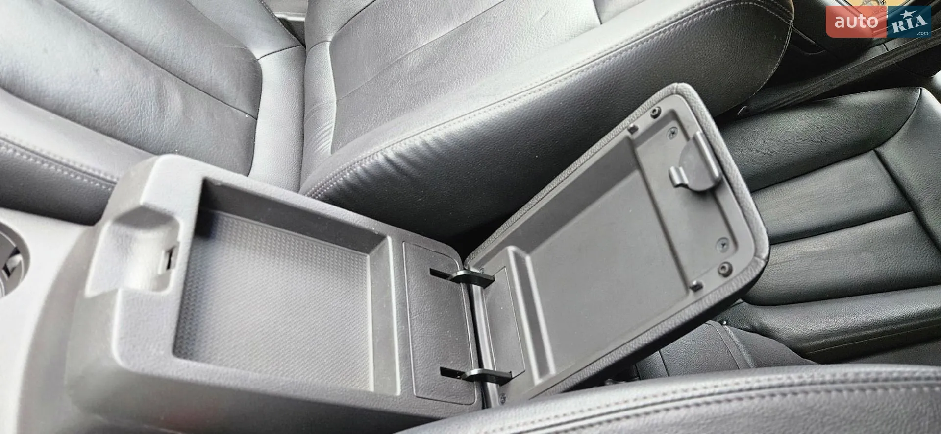 2011 Hyundai Santa Fe - мініатюра 118