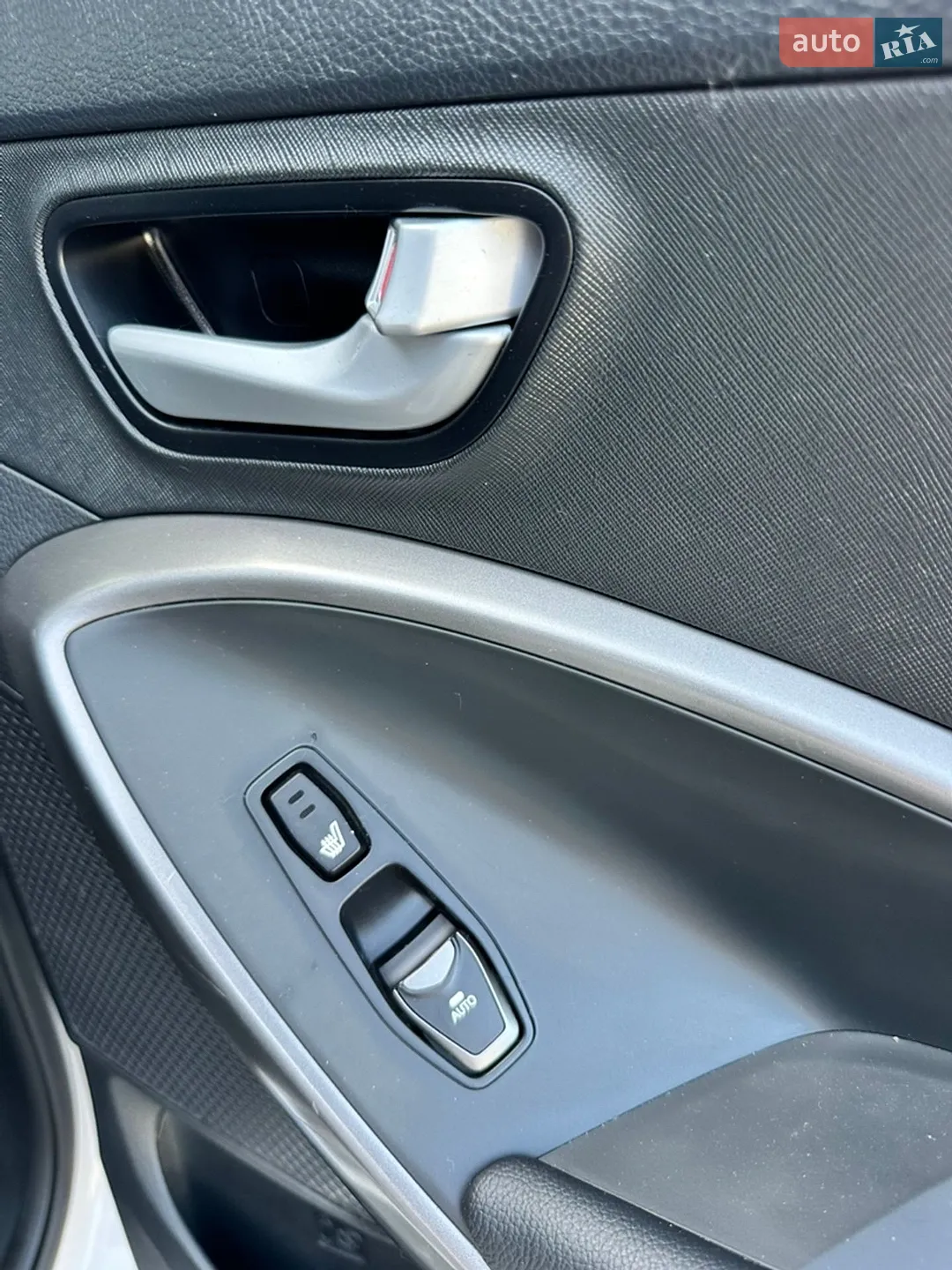 2015 Hyundai Santa Fe - мініатюра 55