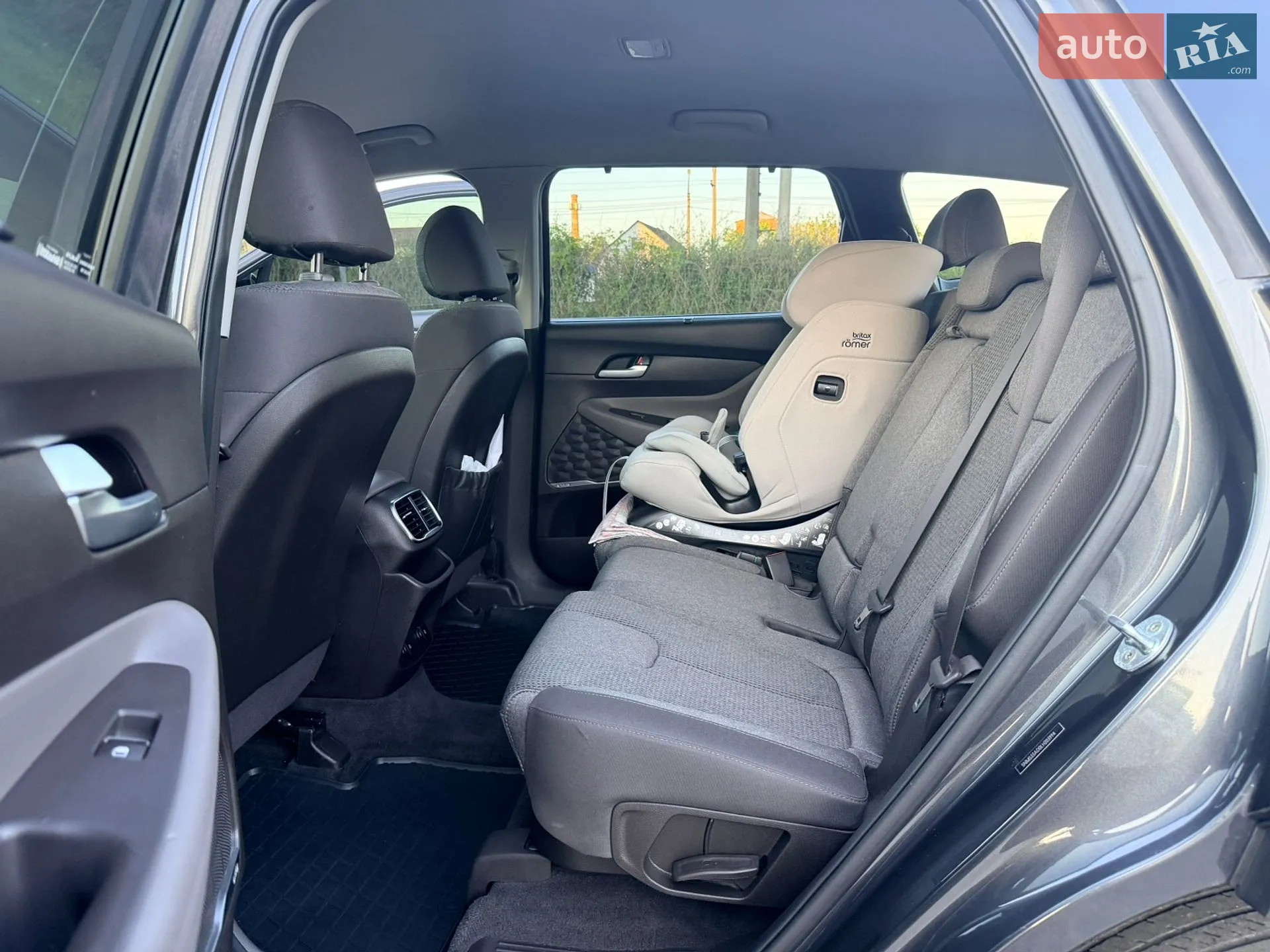 2019 Hyundai Santa Fe - мініатюра 22
