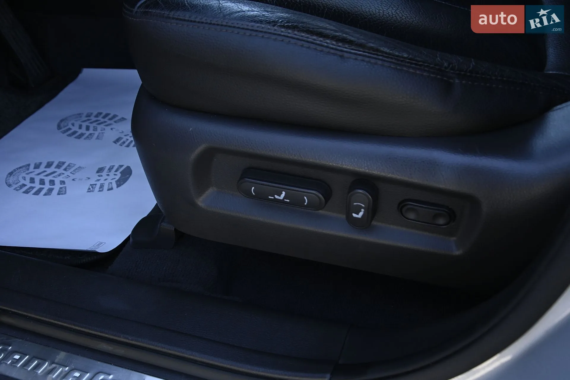 2011 Hyundai Santa Fe - мініатюра 21