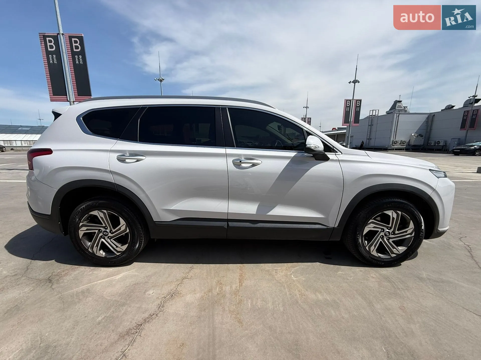 2021 Hyundai Santa Fe - мініатюра 4