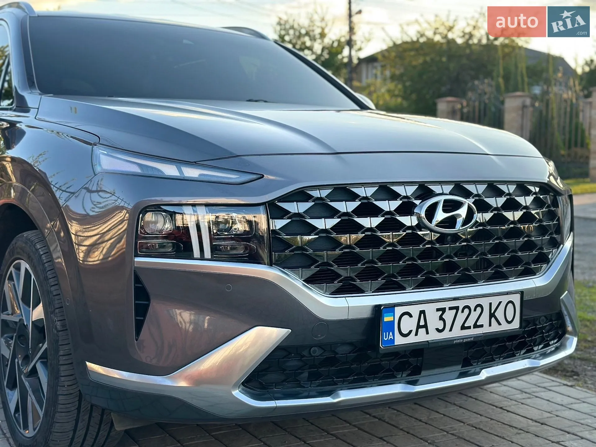 Hyundai Santa FE 2020 VIN KMHS581HGMU334212 фото оголошення 18 з 101