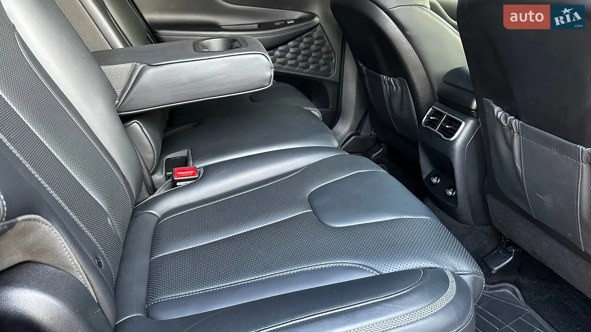 2020 Hyundai Santa Fe - мініатюра 57