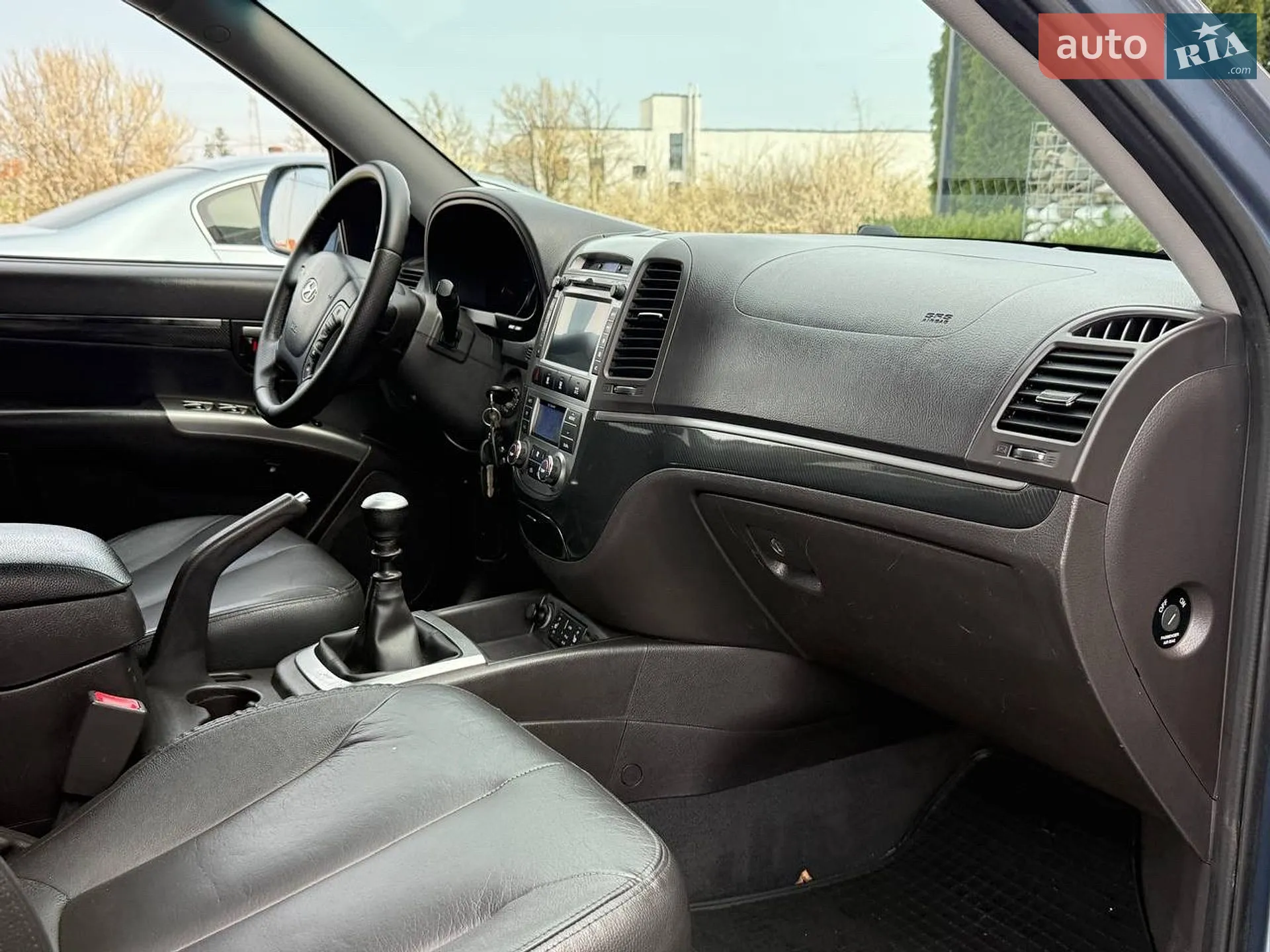 2010 Hyundai Santa Fe - мініатюра 30