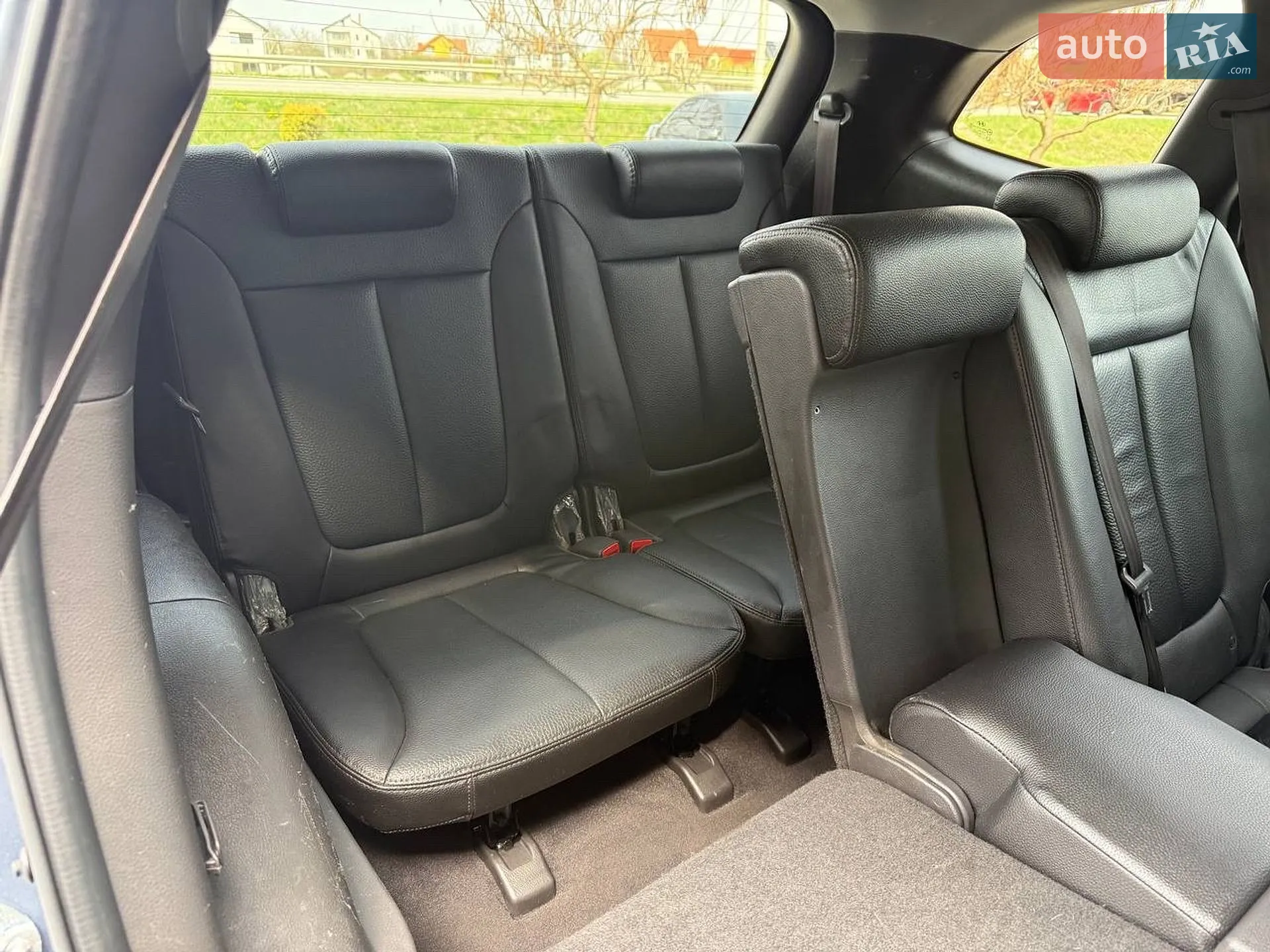2010 Hyundai Santa Fe - мініатюра 35