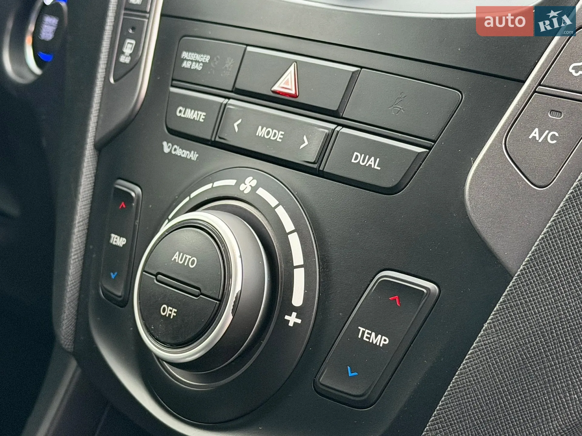2016 Hyundai Santa Fe - мініатюра 53