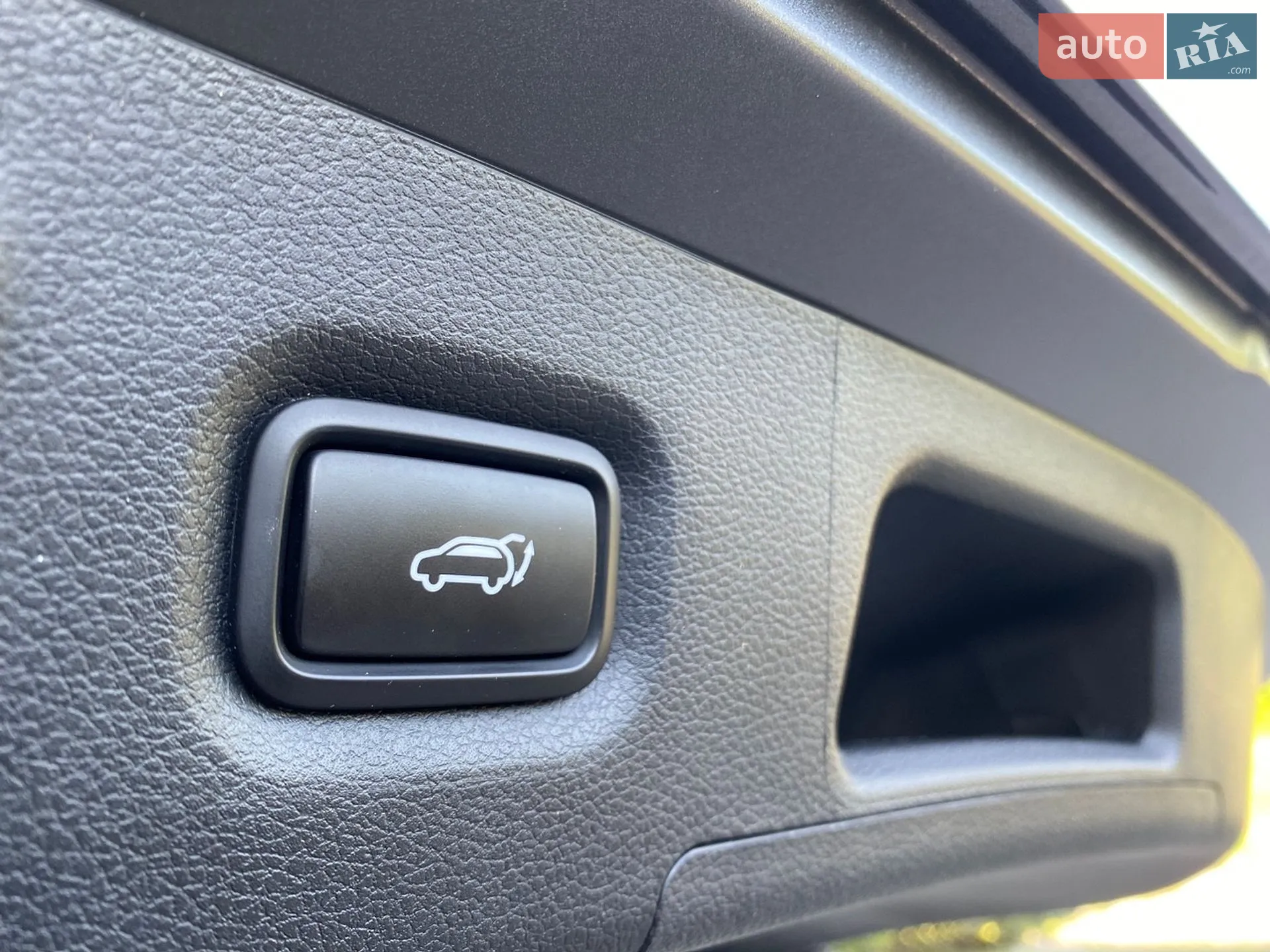 2020 Hyundai Santa Fe - мініатюра 31