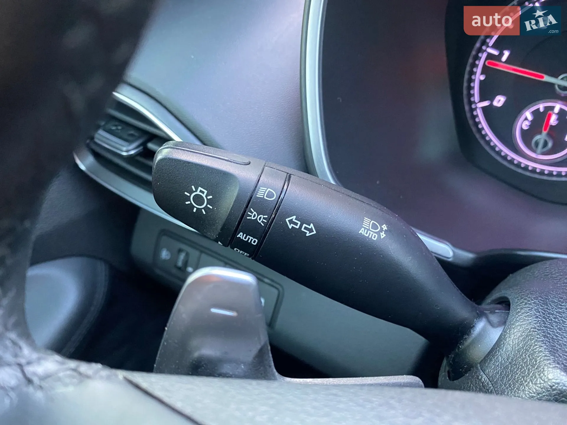 2020 Hyundai Santa Fe - мініатюра 65