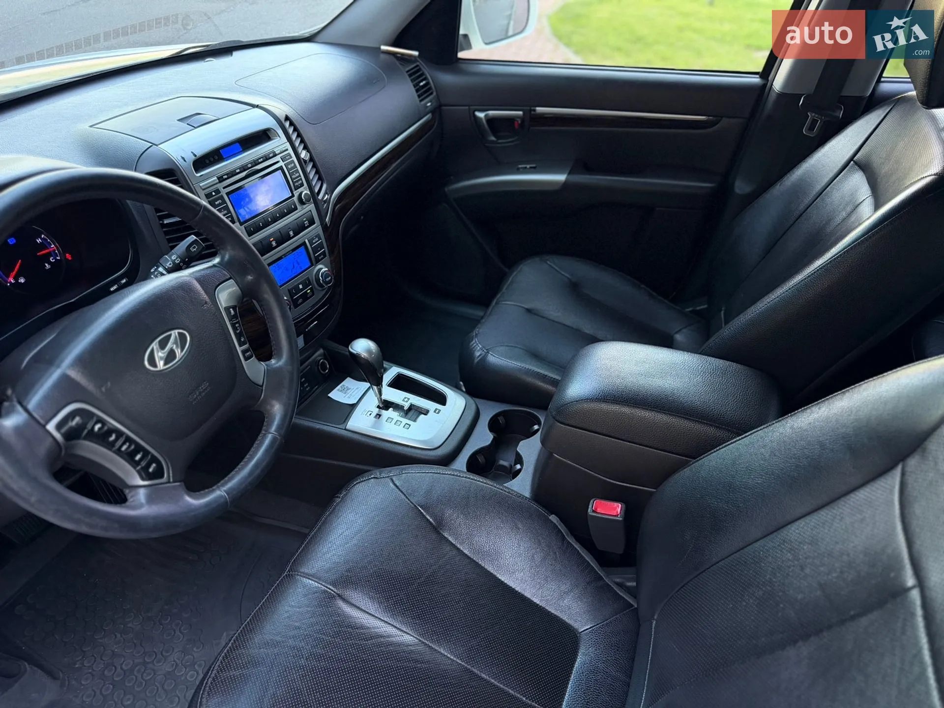 2012 Hyundai Santa Fe - мініатюра 17