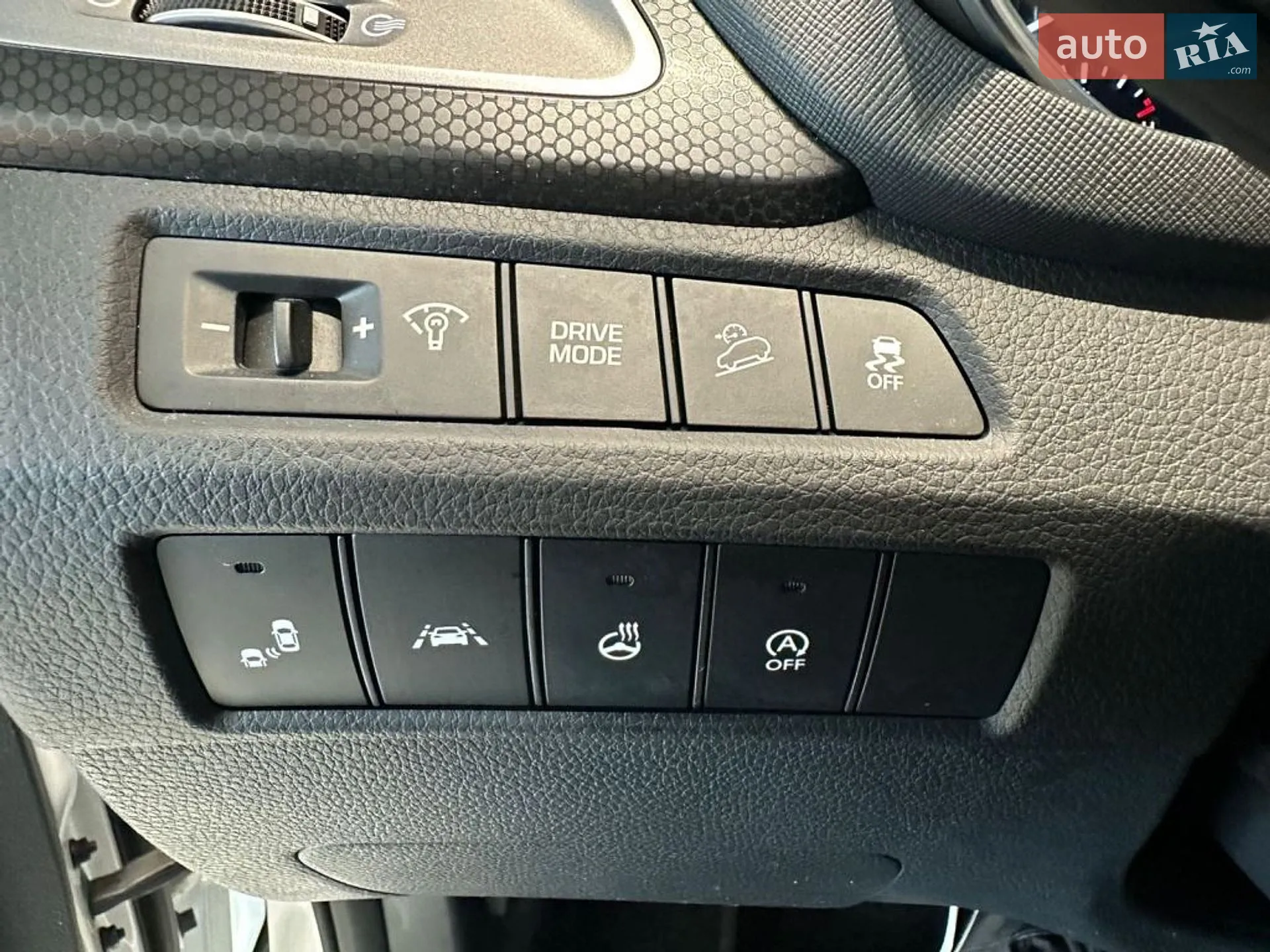 2017 Hyundai Santa Fe - мініатюра 13