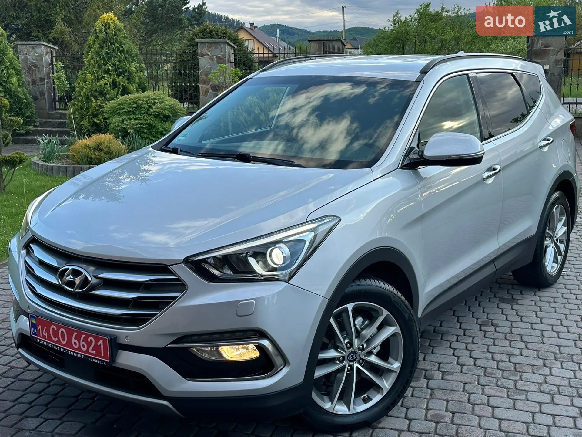 2016 Hyundai Santa Fe - мініатюра 2