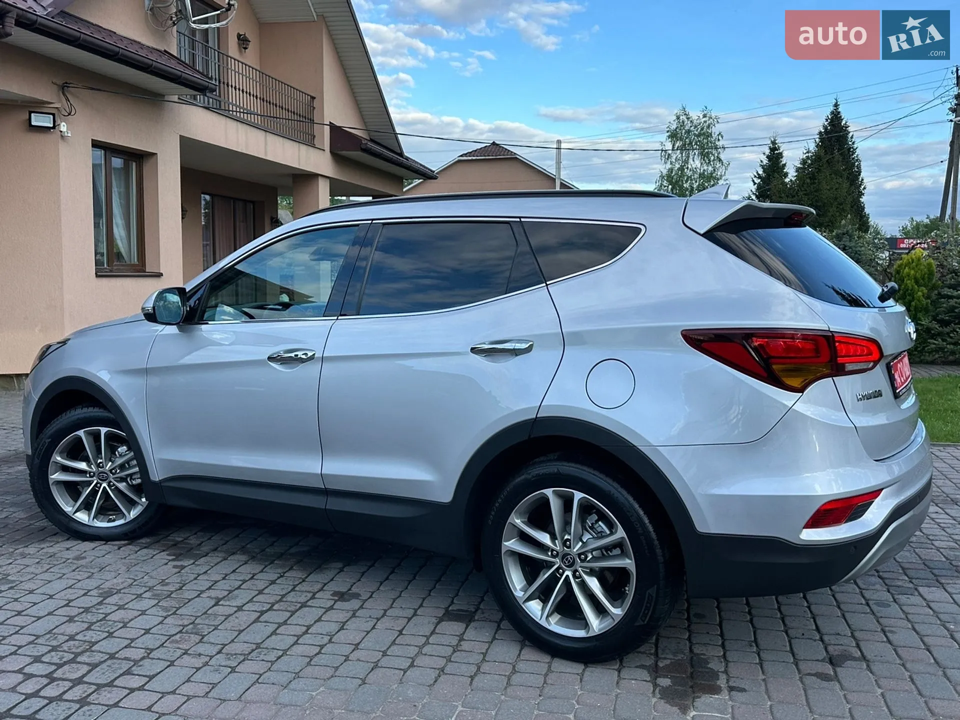 2016 Hyundai Santa Fe - мініатюра 10